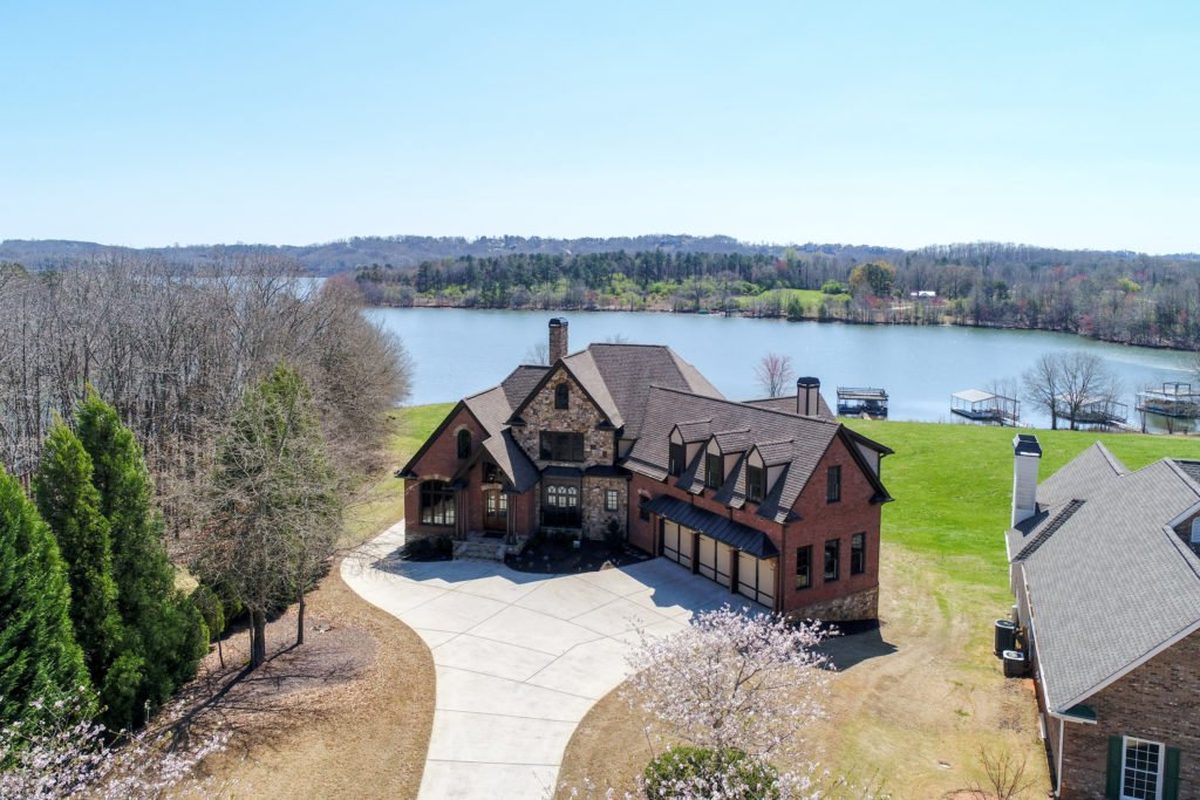 Lake Lanier Georgia — Real Estate with Karen Hilliard, Realtor